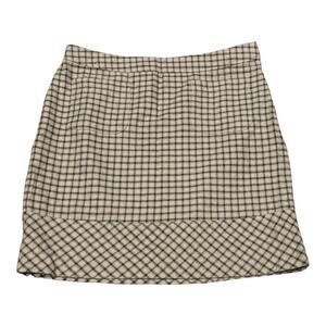 Tommy Hilfiger fall Plaid tan & black skirt with pockets size 8